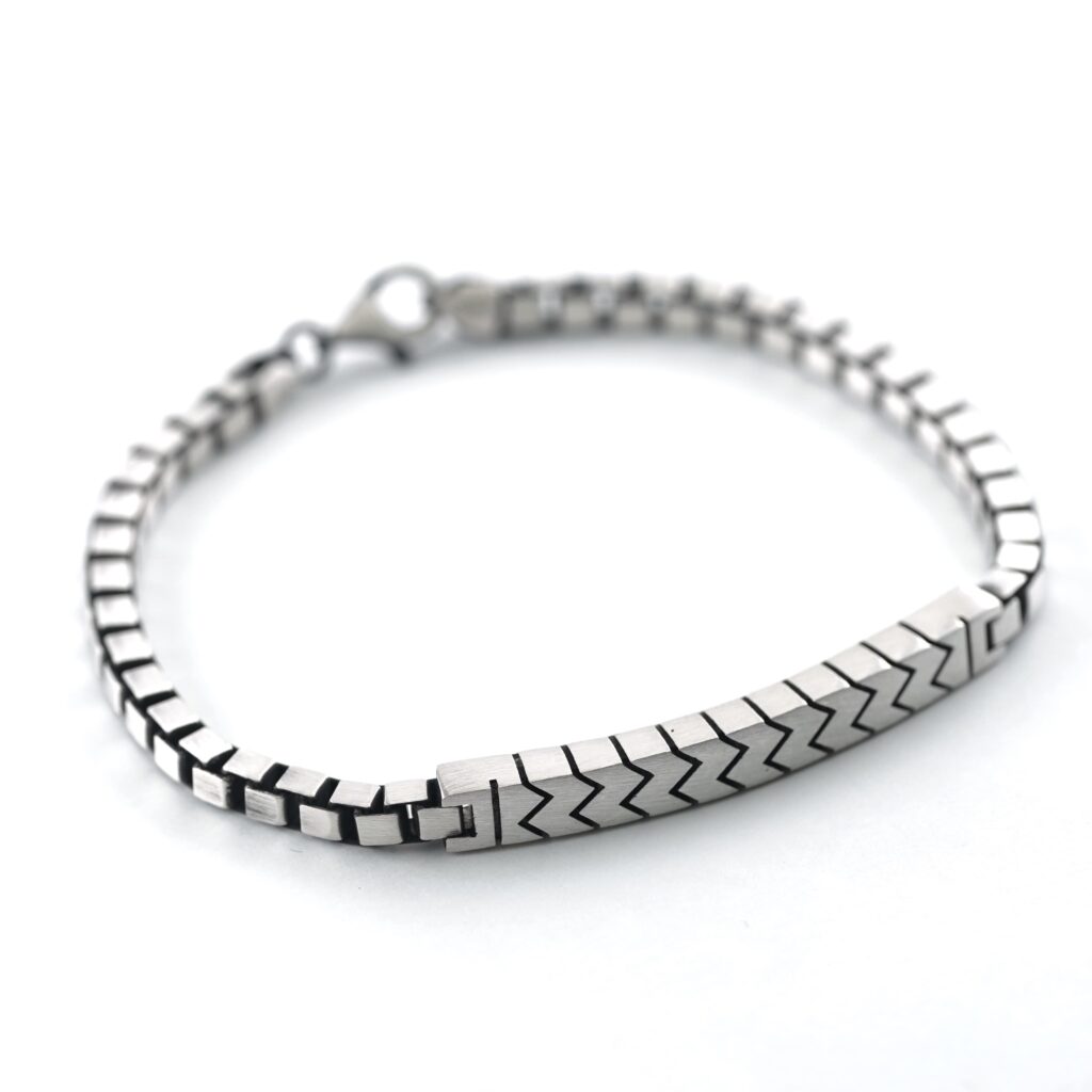 Rhodium Plated Brushed Sterling Silver Zigzag Pattern Cube Chain Silver Bracelet