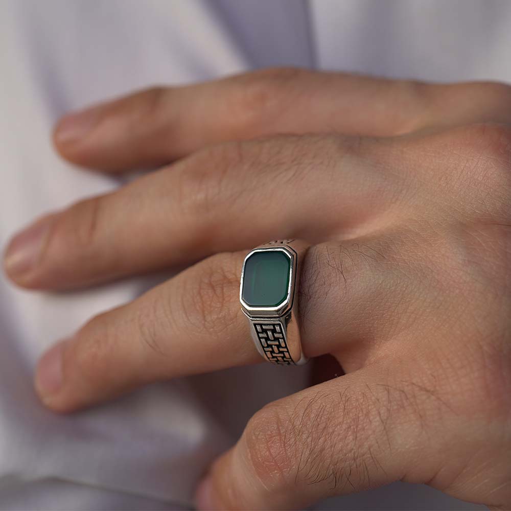 Semi-precious sapphire Green Stone Silver Ring
